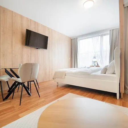 Pirin Sense Sunny Ap - - Free Parking
